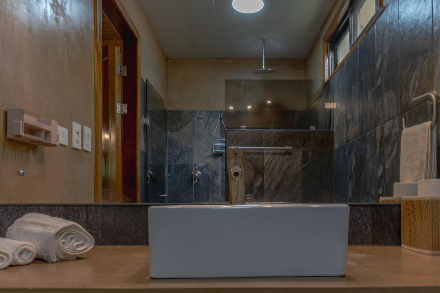 Surfside Apartments - Mal Pais Malpais Εξωτερικό φωτογραφία